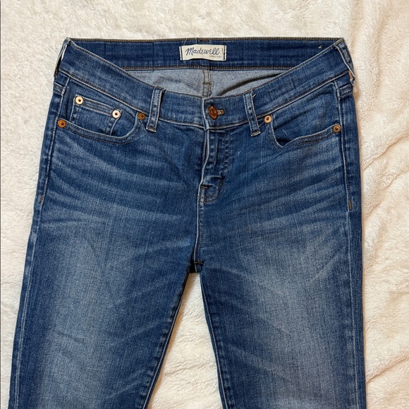 Madewell Distressed Alley Straight Jeans in Dark Blue - Picture 2 of 8